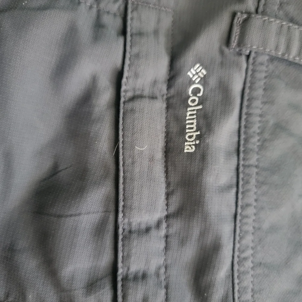 Columbia Gray Cargo Shorts Lightweight Adventure - Picture 3 of 5